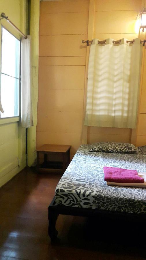 Bangkok House Pansiyon Phra Nakon Dış mekan fotoğraf